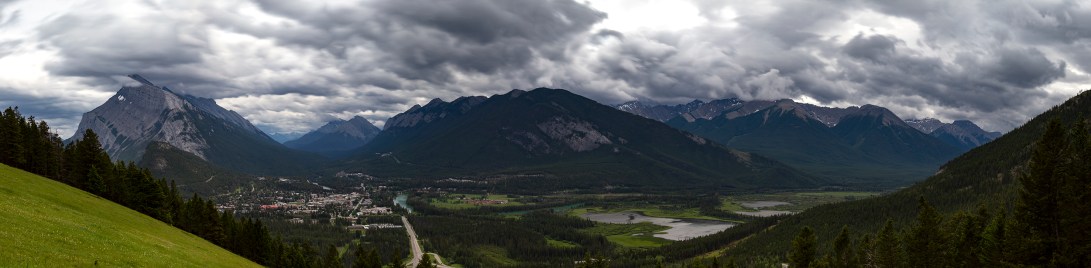 Pano_over _Banff....16photos_low